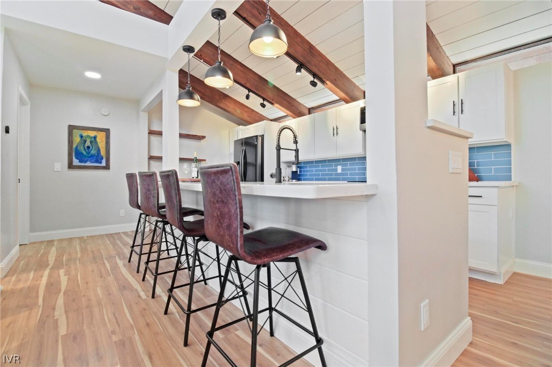 725 Fairview Boulevard 40