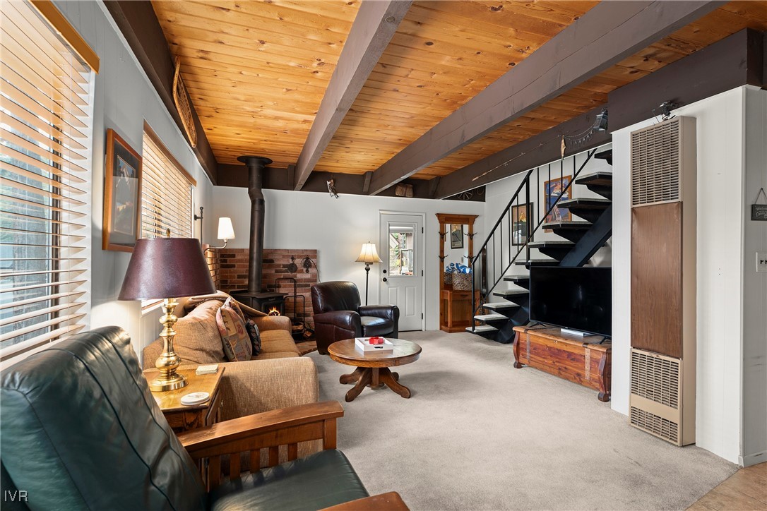 700 College Drive 15