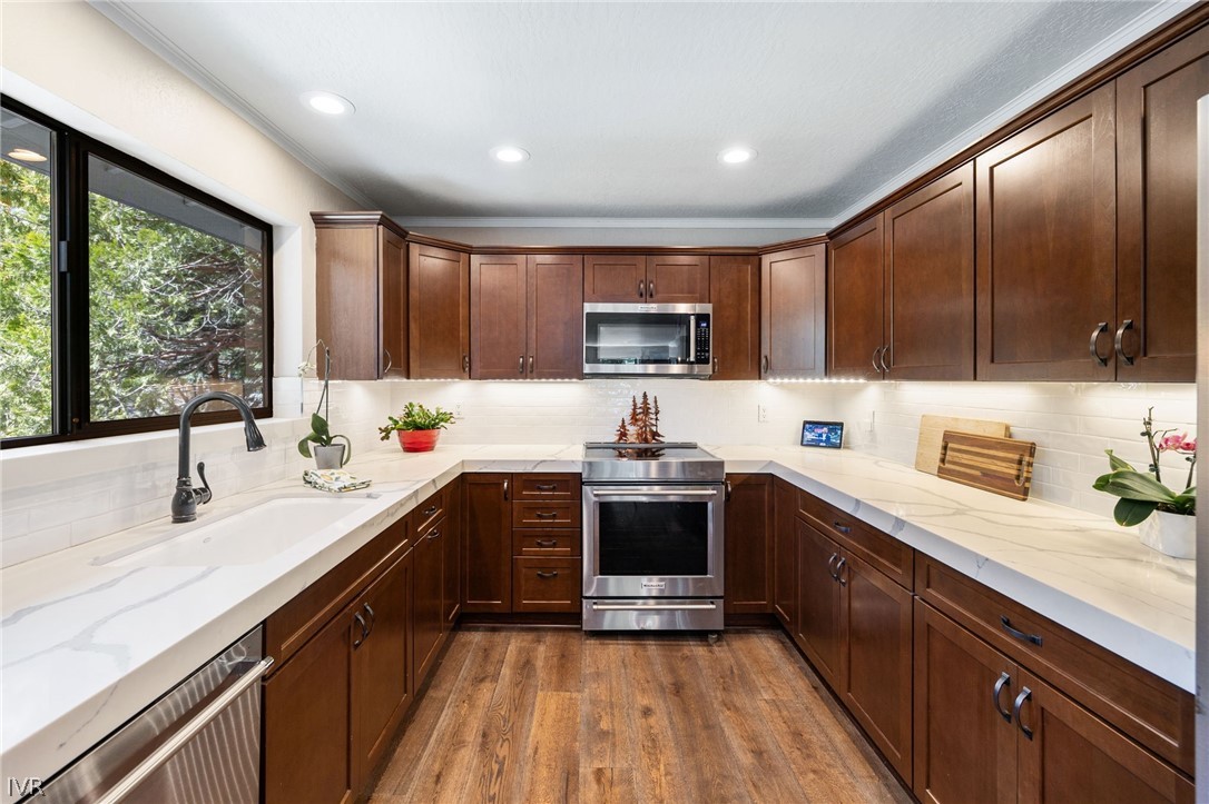 654 Country Club Drive