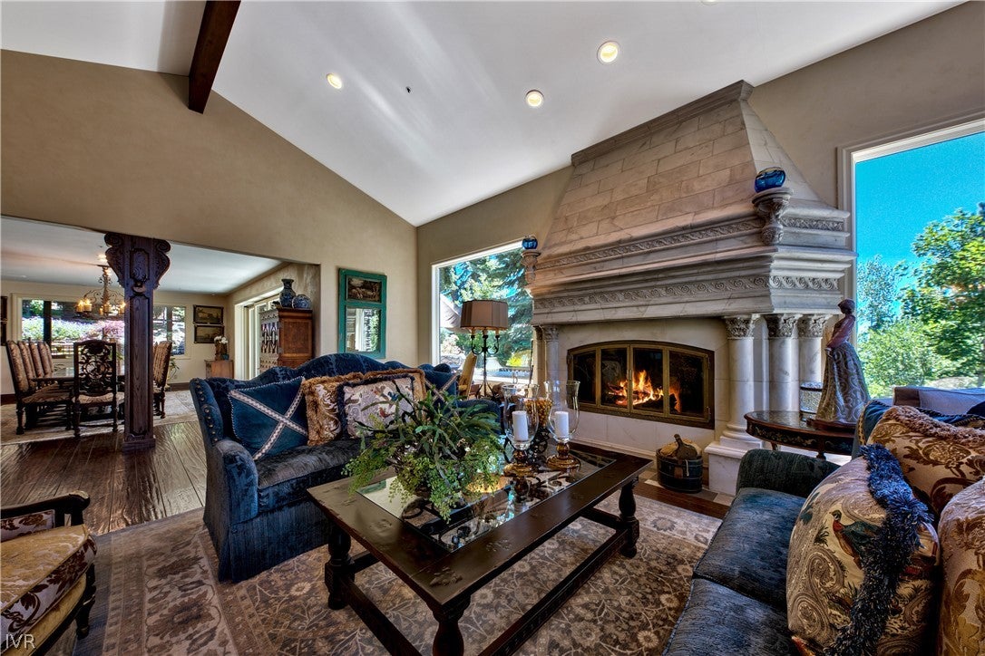 708 Champagne Road