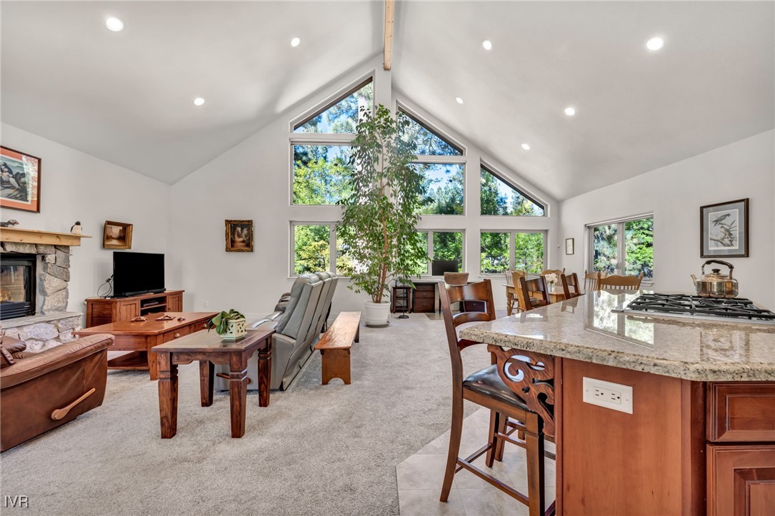 900 Southwood 4