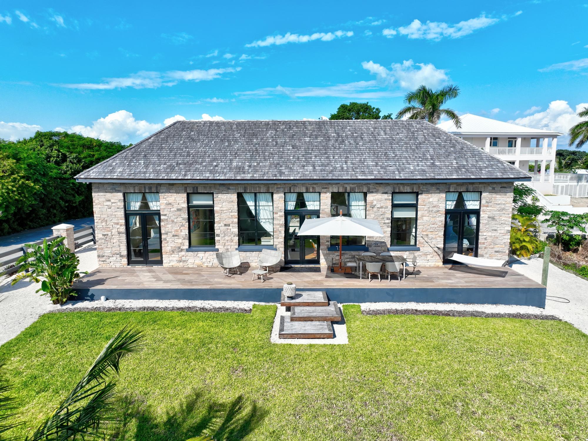 Marsh Harbour, The Bahamas, 2 Bedrooms Bedrooms, ,2 BathroomsBathrooms,Residential,Active,249831