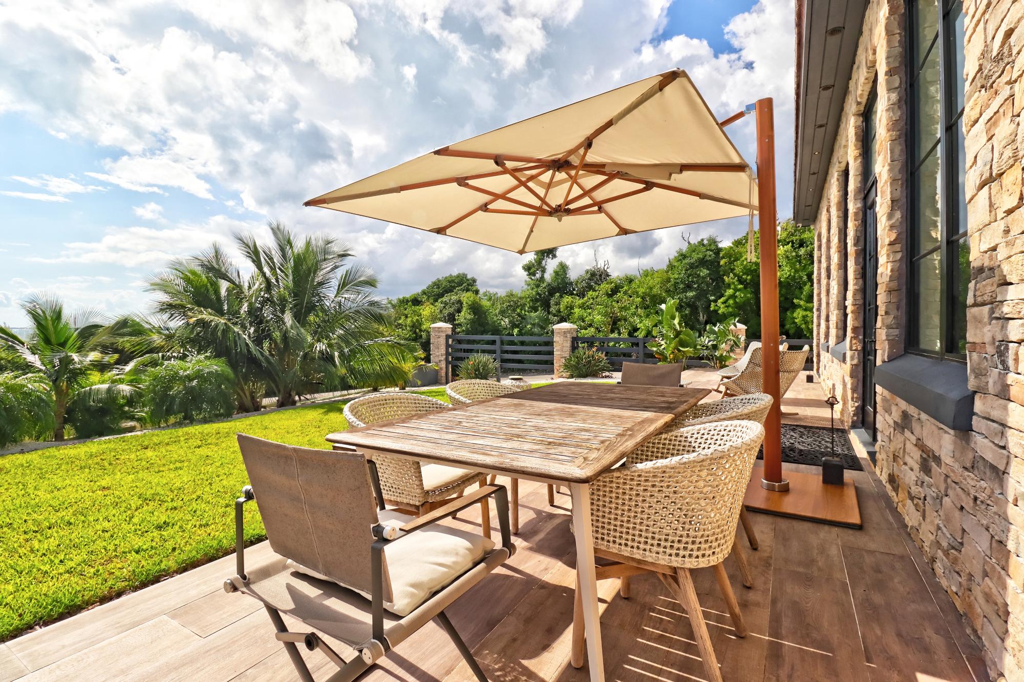 Marsh Harbour, The Bahamas, 2 Bedrooms Bedrooms, ,2 BathroomsBathrooms,Residential,Active,249831