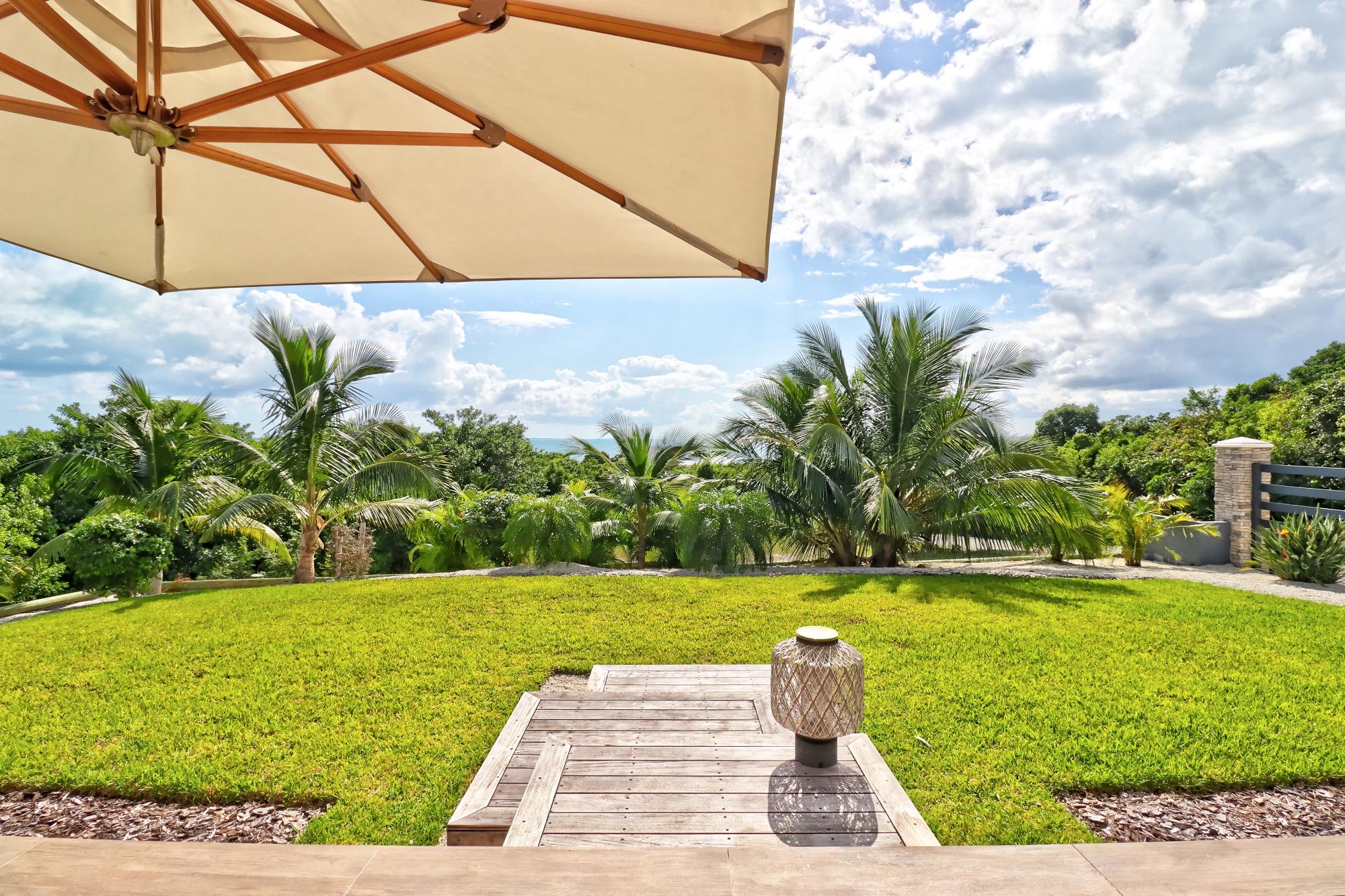 Marsh Harbour, The Bahamas, 2 Bedrooms Bedrooms, ,2 BathroomsBathrooms,Residential,Active,249831