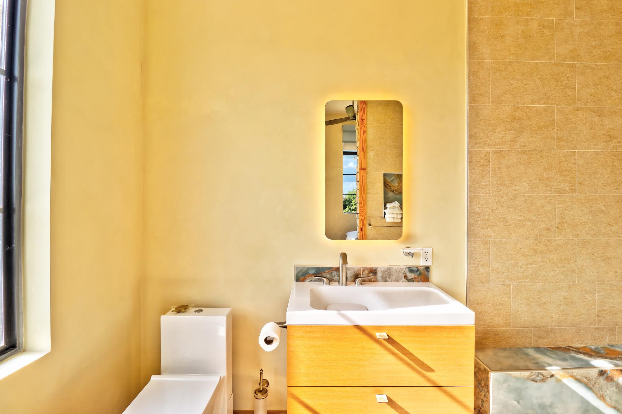 Marsh Harbour, The Bahamas, 2 Bedrooms Bedrooms, ,2 BathroomsBathrooms,Residential,Active,249831