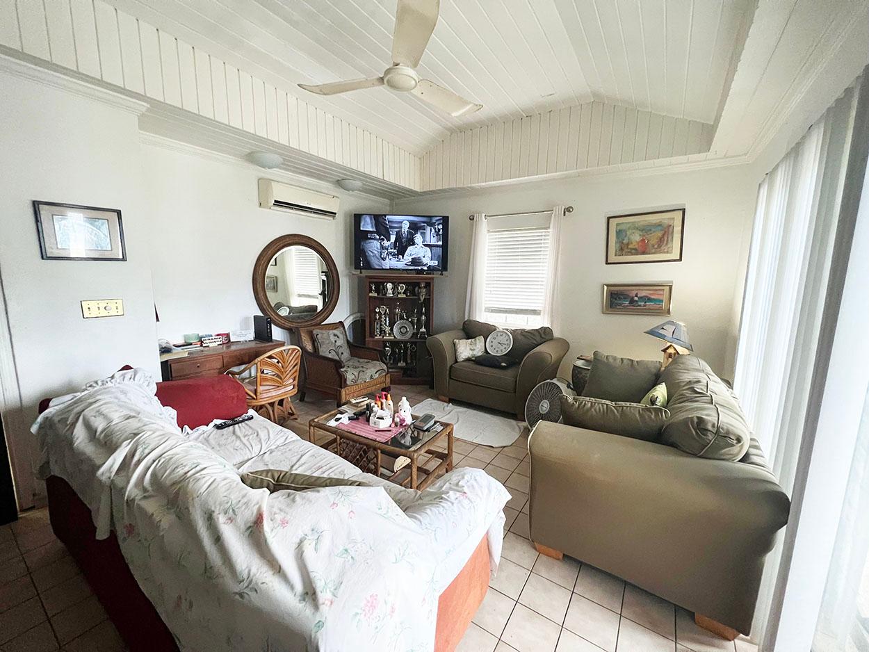 Bernard Road, The Bahamas, 2 Bedrooms Bedrooms, ,1 BathroomBathrooms,Residential,Active,240537