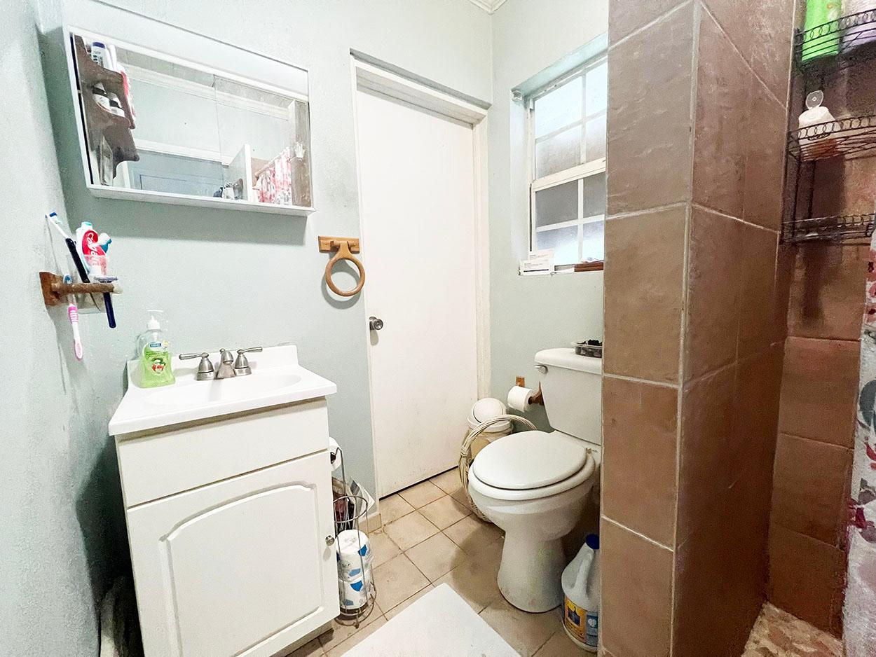 Bernard Road, The Bahamas, 2 Bedrooms Bedrooms, ,1 BathroomBathrooms,Residential,Active,240537