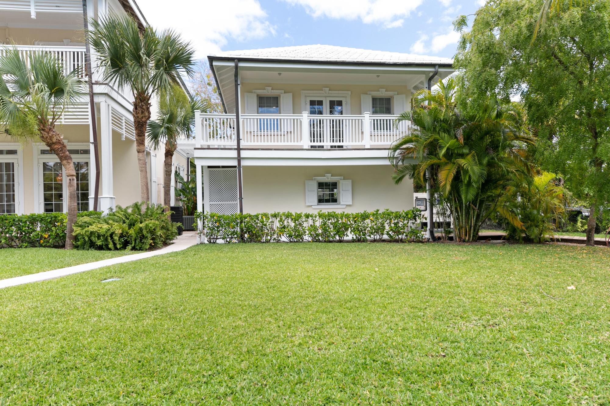 Old Fort Bay, The Bahamas, 8 Bedrooms Bedrooms, ,8 BathroomsBathrooms,Residential,Active,129197