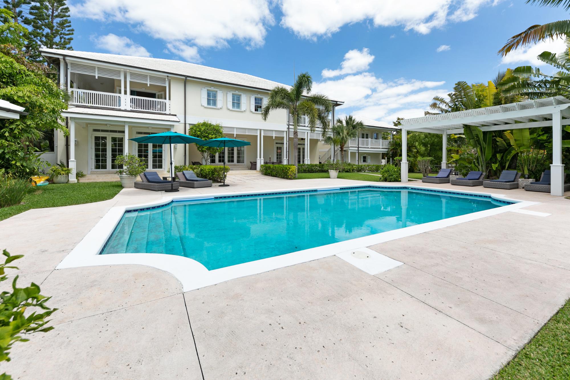 Old Fort Bay, The Bahamas, 8 Bedrooms Bedrooms, ,8 BathroomsBathrooms,Residential,Active,129197