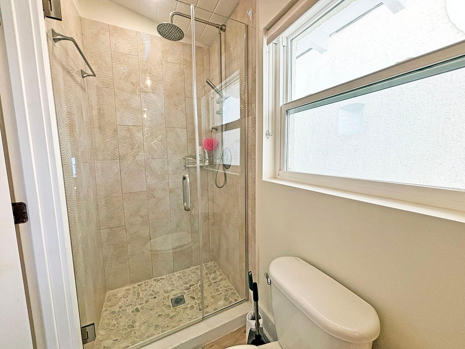 Old Fort Bay, The Bahamas, 4 Bedrooms Bedrooms, ,5 BathroomsBathrooms,Residential,Active,43887