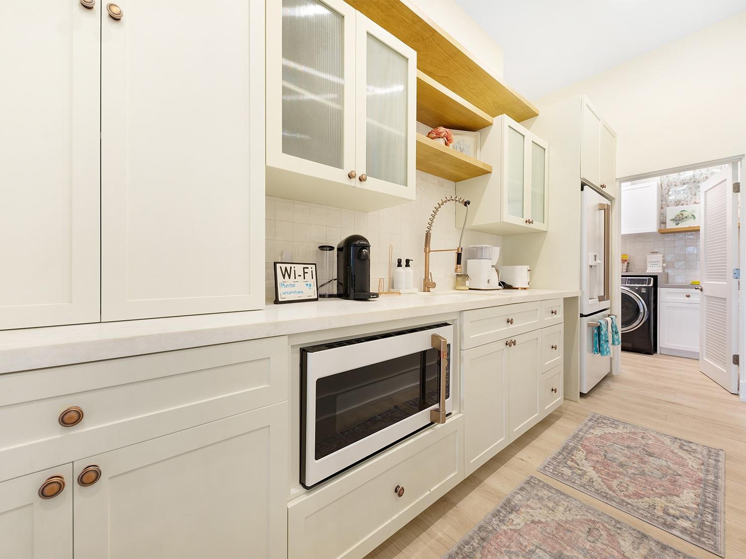 Old Fort Bay, The Bahamas, 4 Bedrooms Bedrooms, ,5 BathroomsBathrooms,Residential,Active,240585