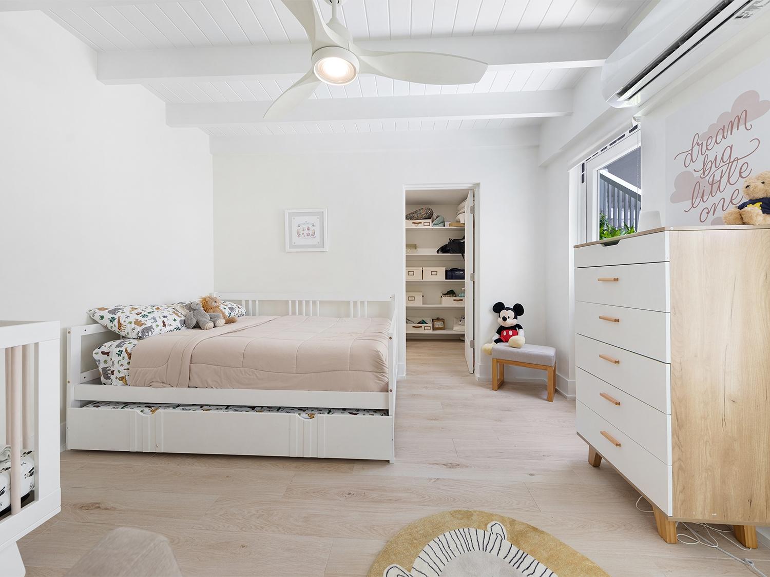 Old Fort Bay, The Bahamas, 4 Bedrooms Bedrooms, ,5 BathroomsBathrooms,Residential,Active,240585