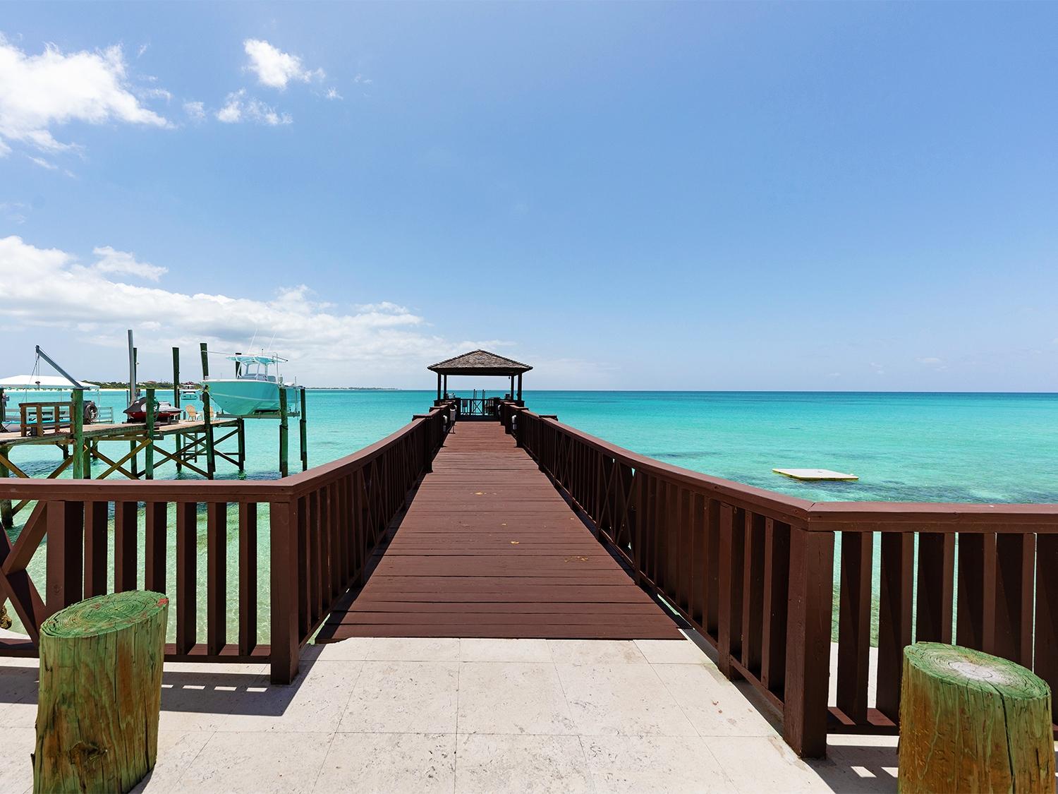 Old Fort Bay, The Bahamas, 4 Bedrooms Bedrooms, ,5 BathroomsBathrooms,Residential,Active,240585