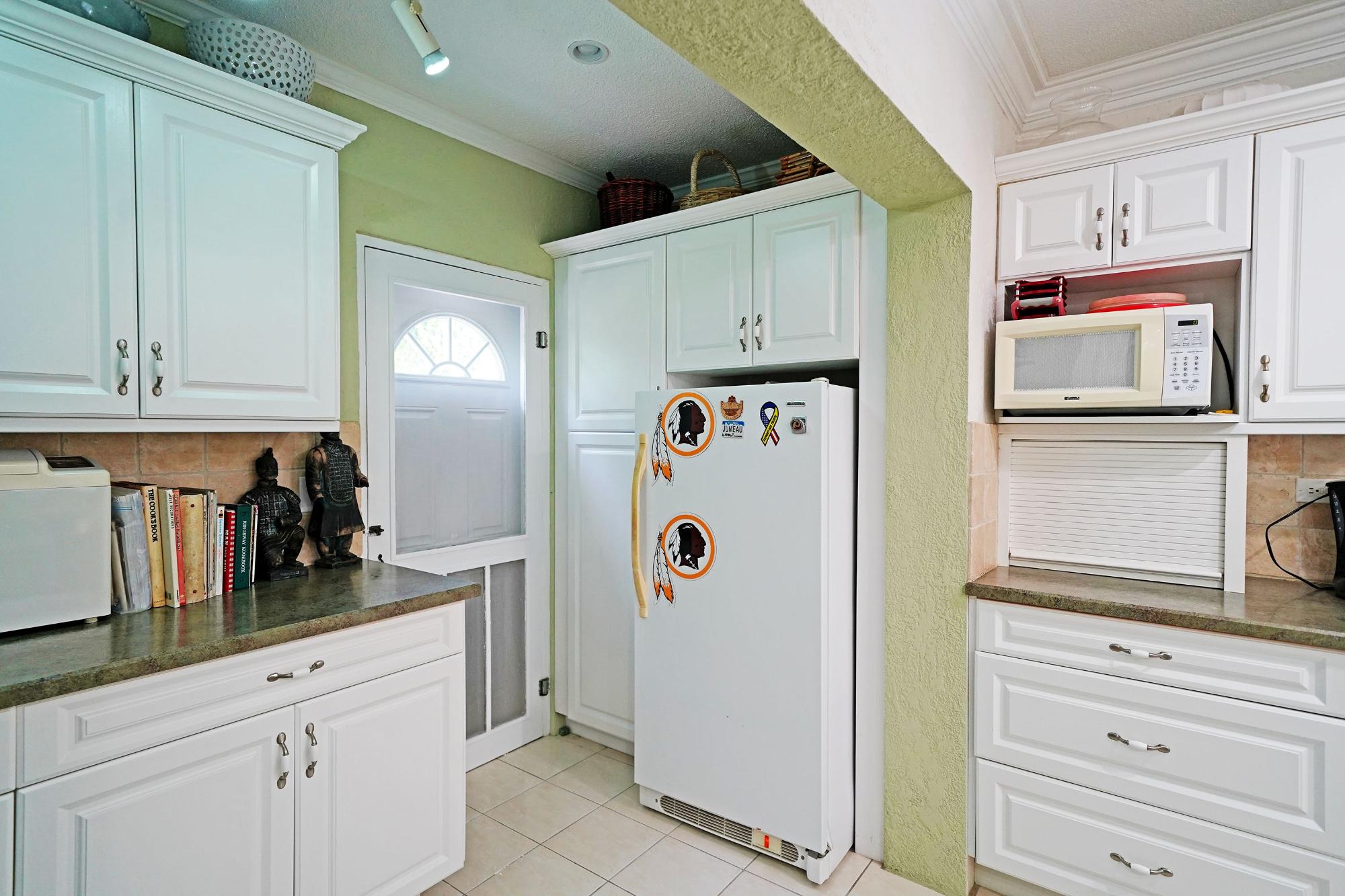 East Bay Street, The Bahamas, 3 Bedrooms Bedrooms, ,2 BathroomsBathrooms,Residential,Active,155265