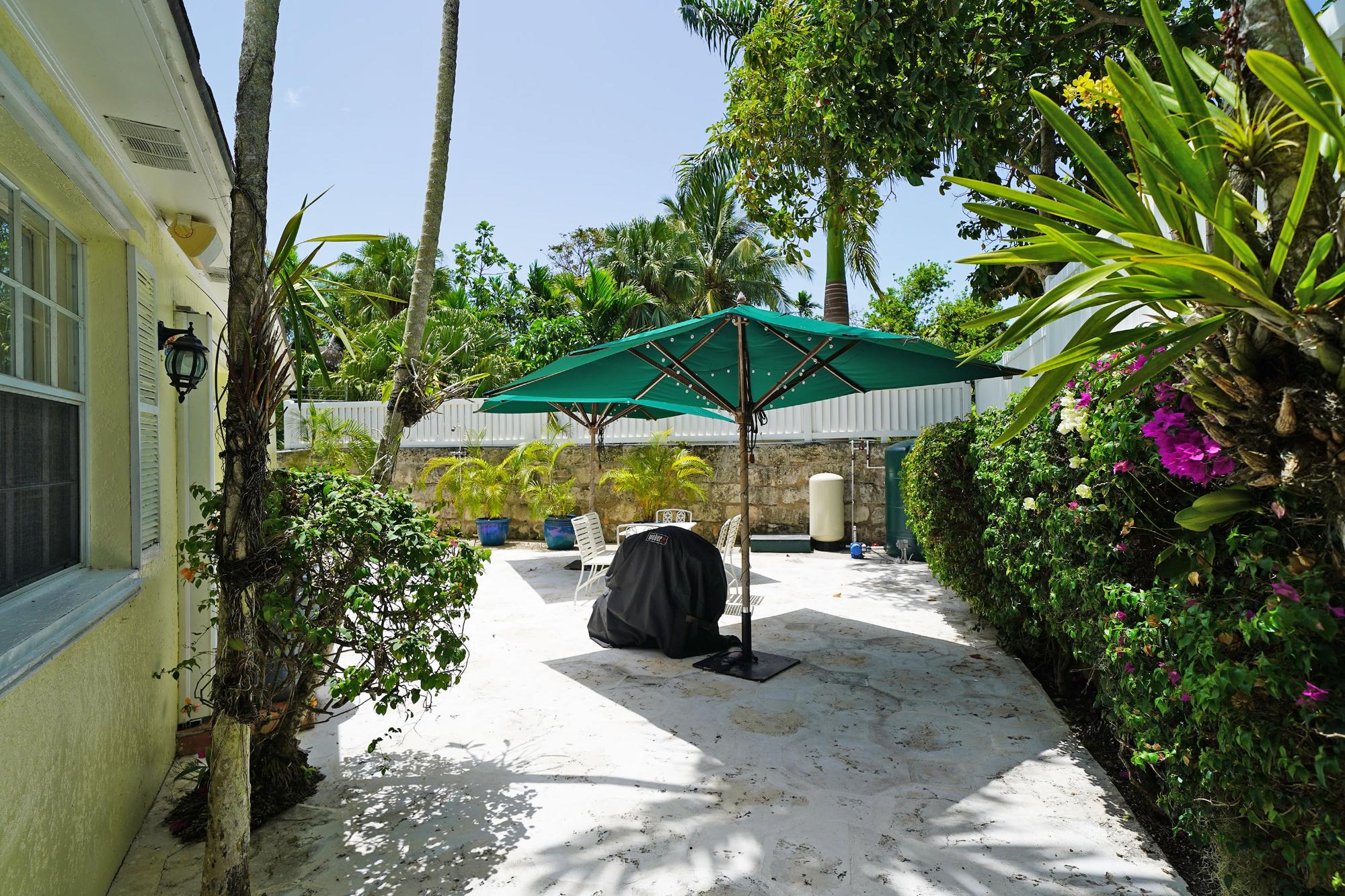 East Bay Street, The Bahamas, 3 Bedrooms Bedrooms, ,2 BathroomsBathrooms,Residential,Active,155265