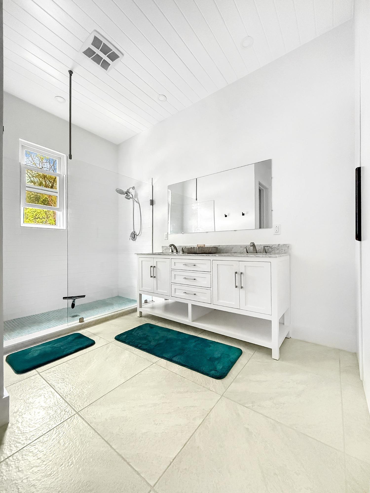 Palmetto Point, The Bahamas, 2 Bedrooms Bedrooms, ,2 BathroomsBathrooms,Residential,Active,121427