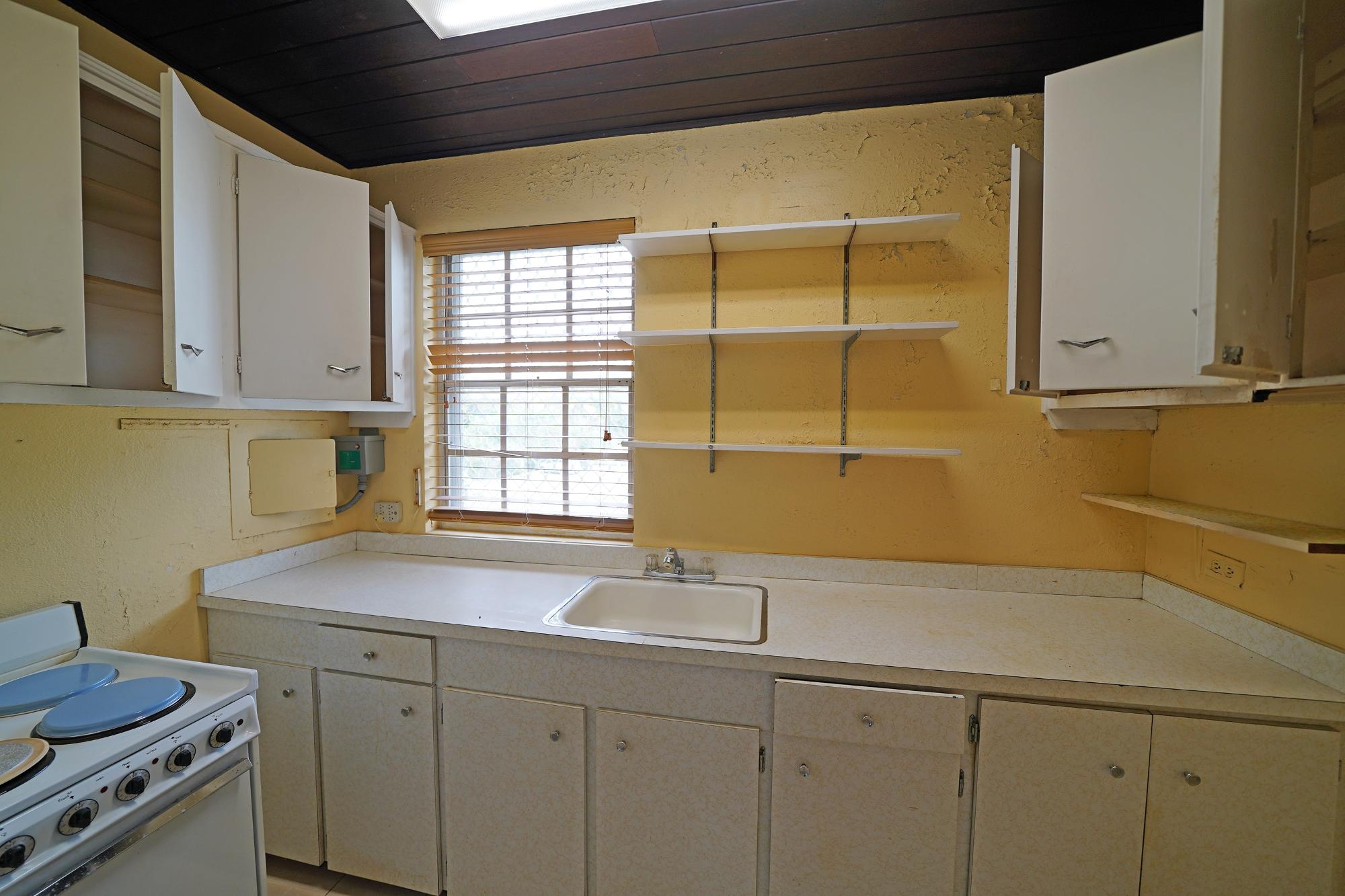 Cable Beach, The Bahamas, 2 Bedrooms Bedrooms, ,1 BathroomBathrooms,Residential,Active,249122