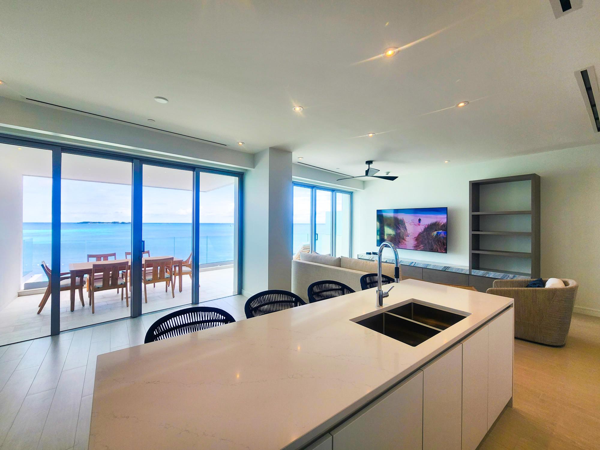 West Bay Street, The Bahamas, 2 Bedrooms Bedrooms, ,2 BathroomsBathrooms,Residential,Active,240588