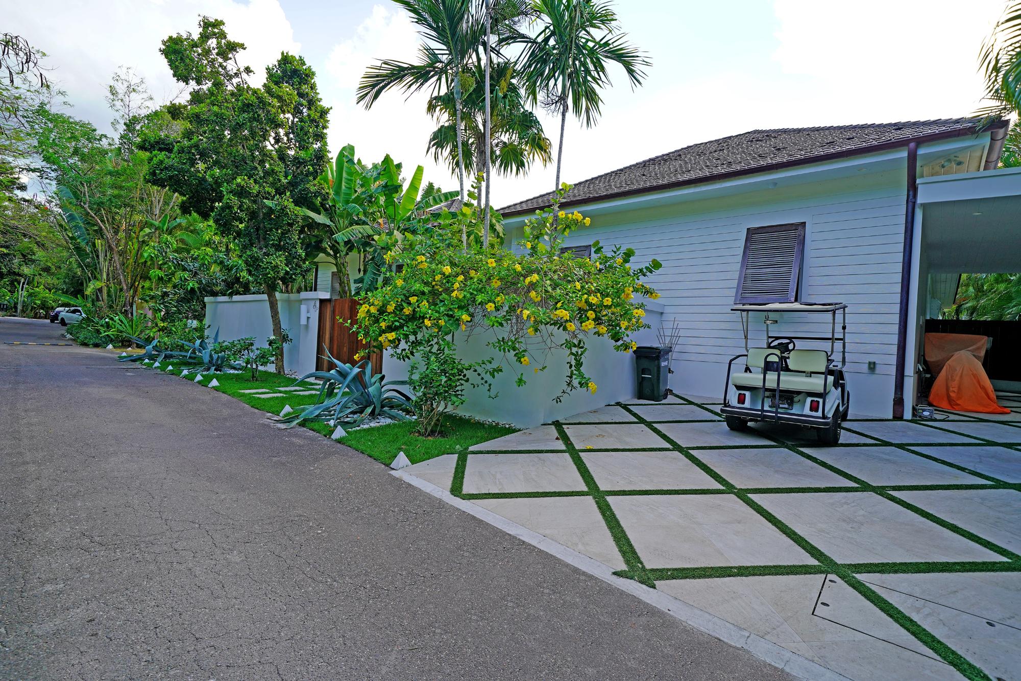 Old Fort Bay, The Bahamas, 5 Bedrooms Bedrooms, ,5 BathroomsBathrooms,Residential,Active,240527