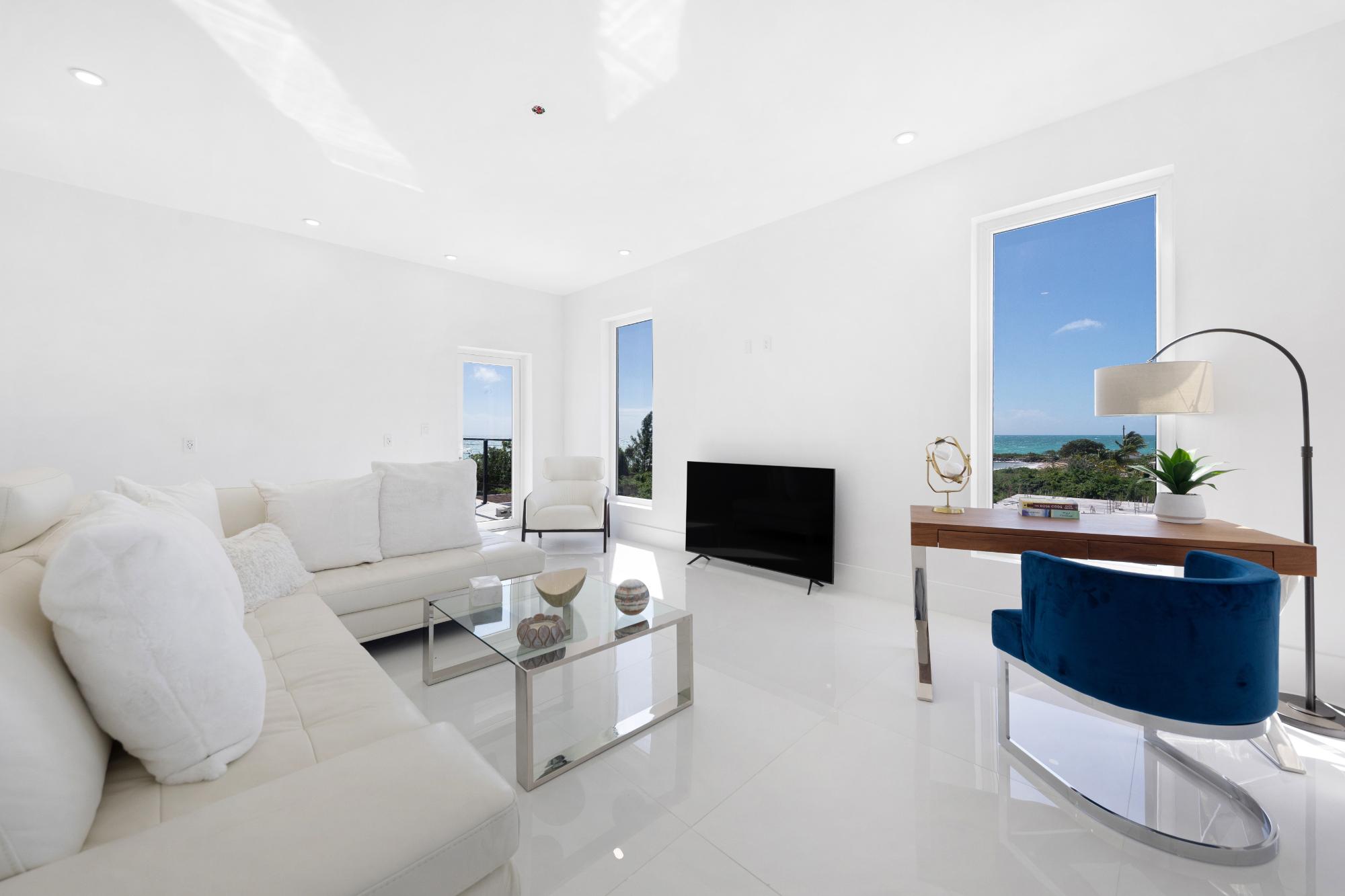 Yamacraw, The Bahamas, 4 Bedrooms Bedrooms, ,4 BathroomsBathrooms,Residential,Active,240525