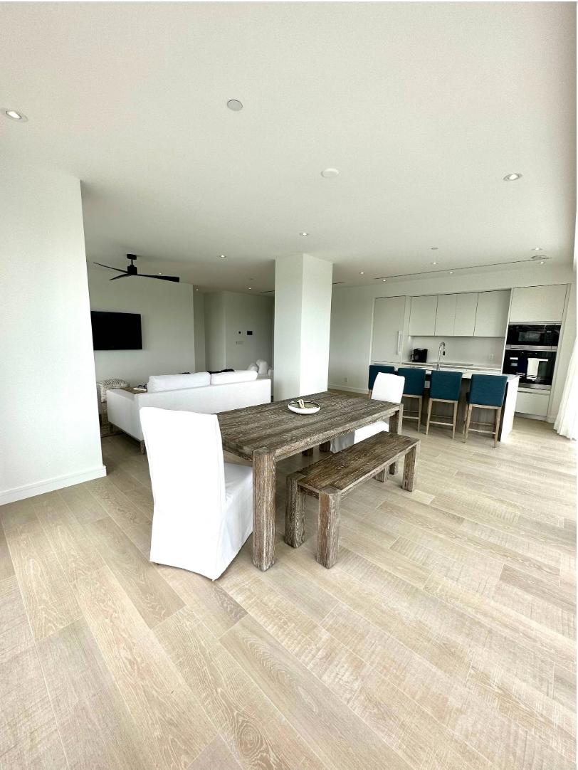 West Bay Street, The Bahamas, 2 Bedrooms Bedrooms, ,2 BathroomsBathrooms,Residential,Active,136894