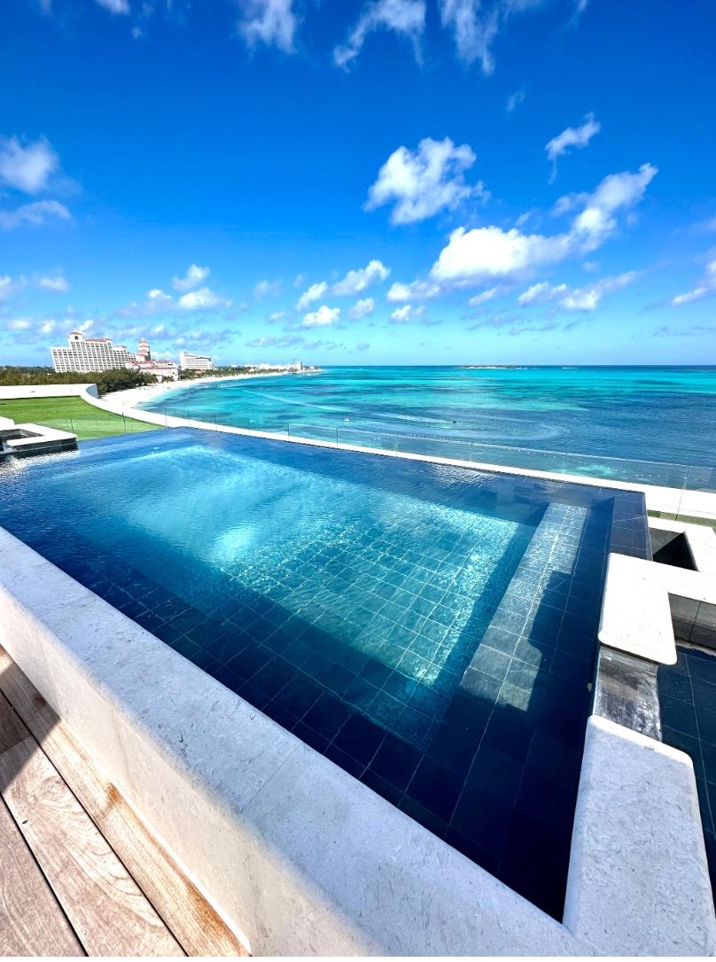 West Bay Street, The Bahamas, 2 Bedrooms Bedrooms, ,2 BathroomsBathrooms,Residential,Active,136894