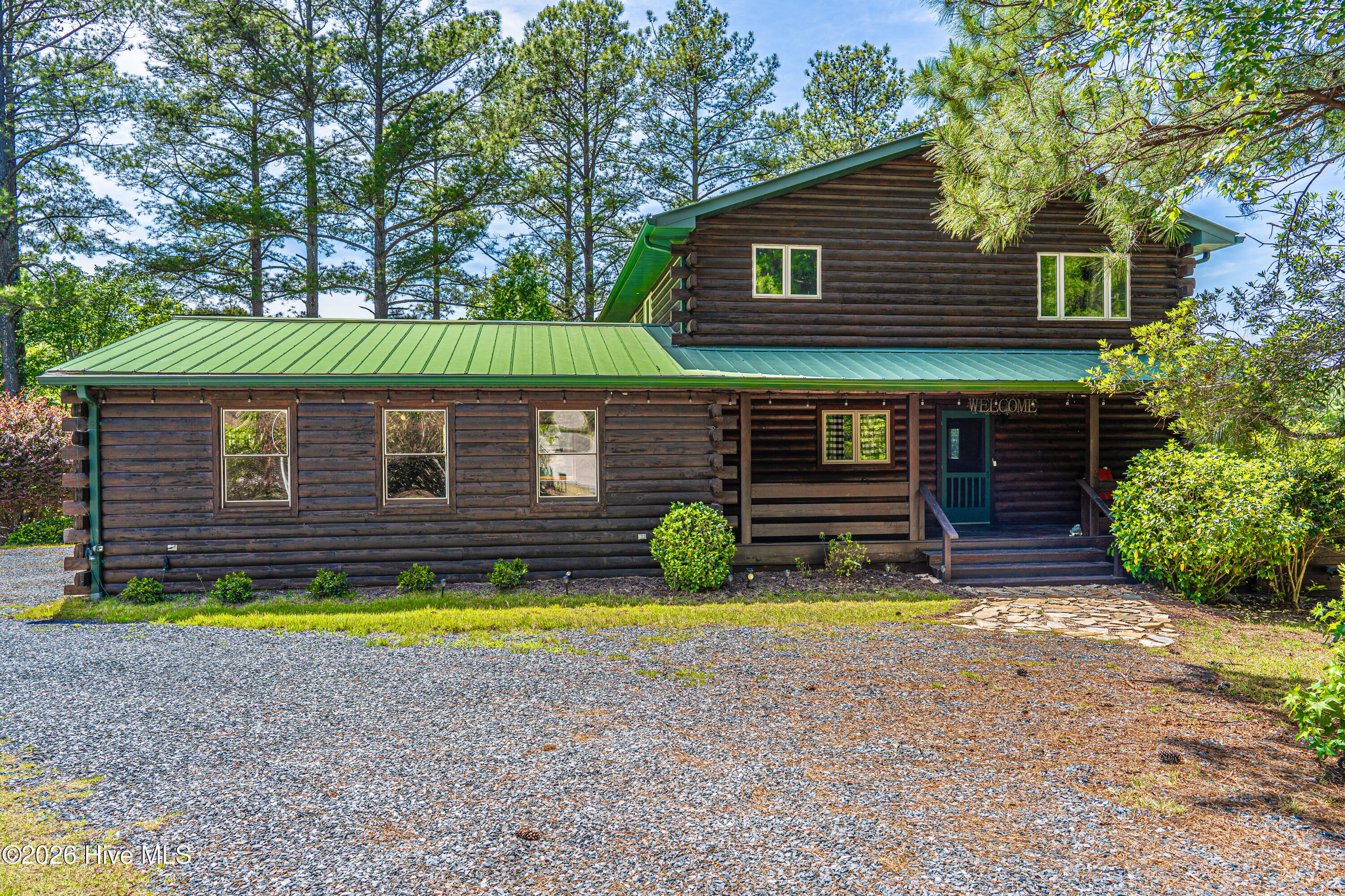 105 Lakewood Drive