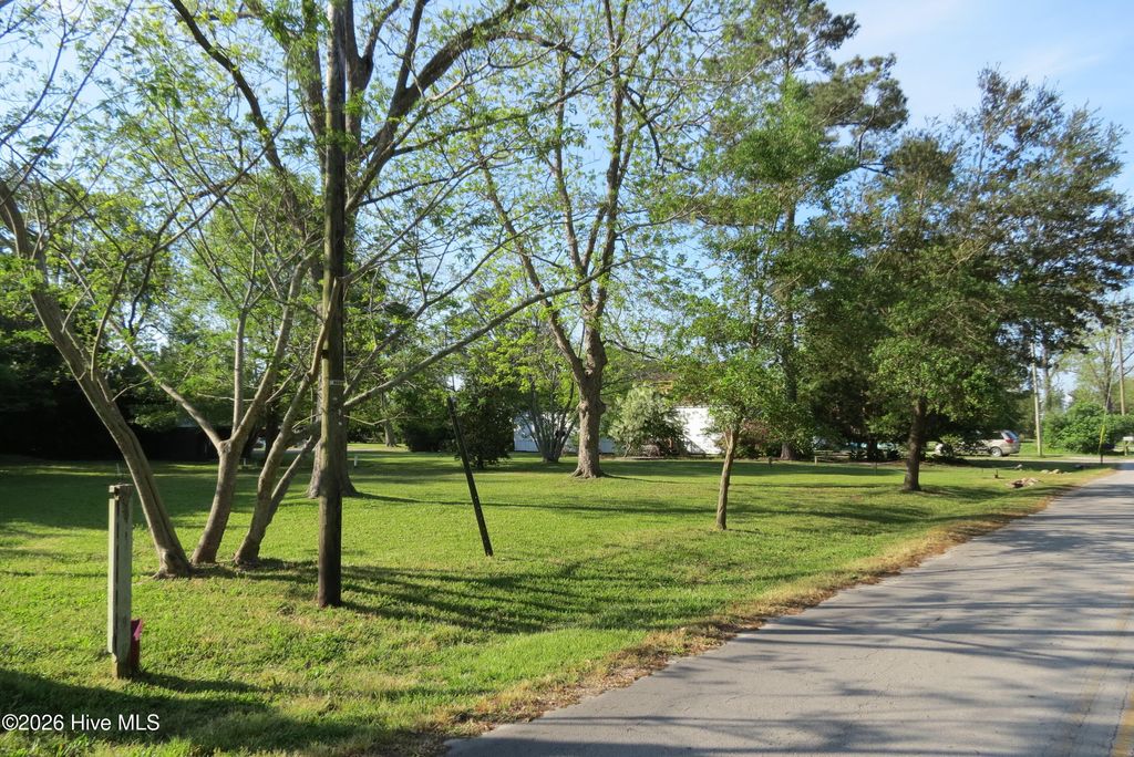 Photo of 504 Midyette Street, Oriental, NC 28571 (MLS # 100569631)