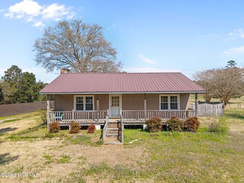 Homes For Sale - 215 Harding Road<br/> Chocowinity, NC 27817