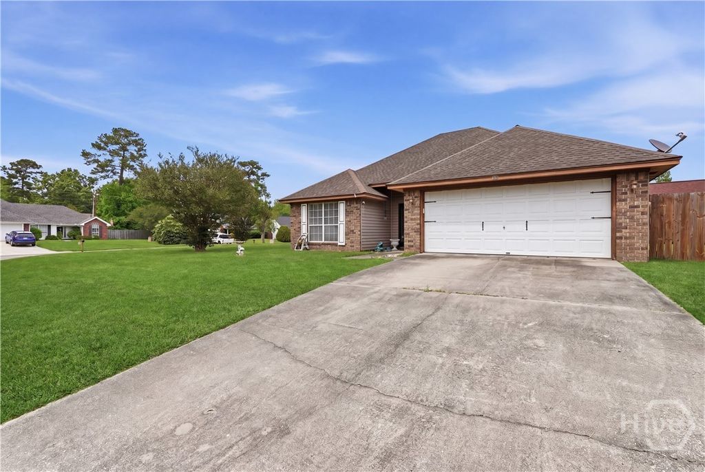 Photo of 289 Teal Lake Drive, Richmond Hill, GA 31324 (MLS # SA354662)