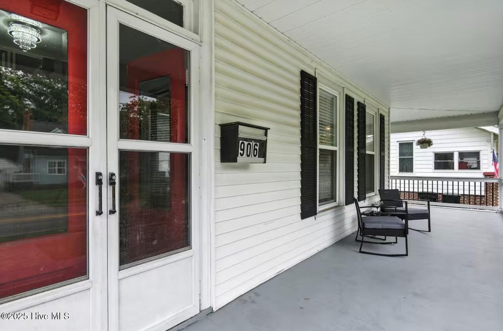Photo of 906 N Road Street, Elizabeth City, NC 27909 (MLS # 100546191)