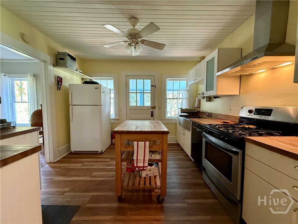 Photo of 4671 Macon Highway, Bishop, GA 30621 (MLS # CL352008)