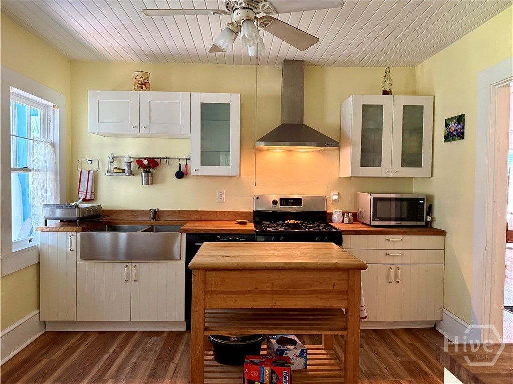 Photo of 4671 Macon Highway, Bishop, GA 30621 (MLS # CL352008)