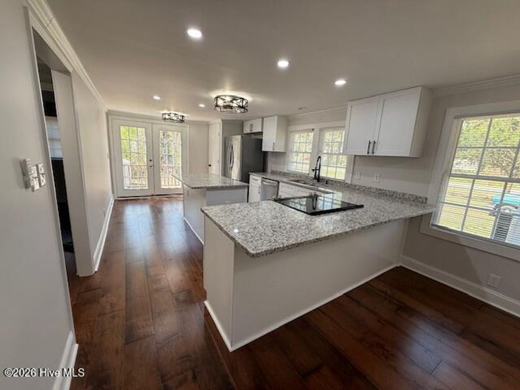 Photo of 128 Peterson Hill Avenue, Burgaw, NC 28425 (MLS # 100562341)