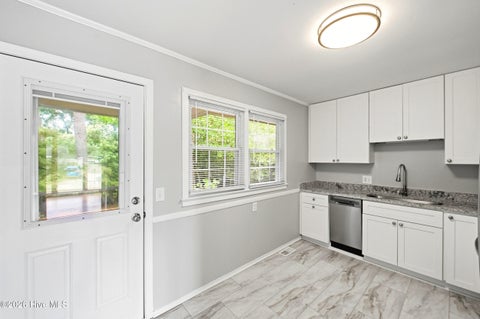 Tiny photo for 606 Rosemont Avenue, Wilmington, NC 28403 (MLS # 100601861)