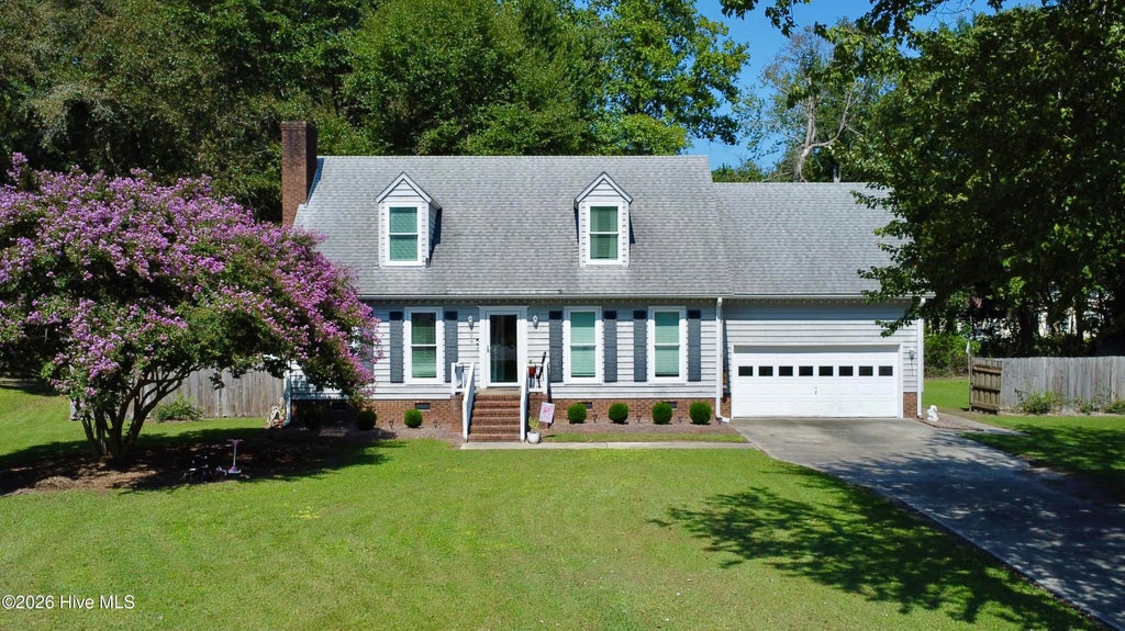 Photo of 329 S Wedgewood Drive, Washington, NC 27889 (MLS # 100601540)
