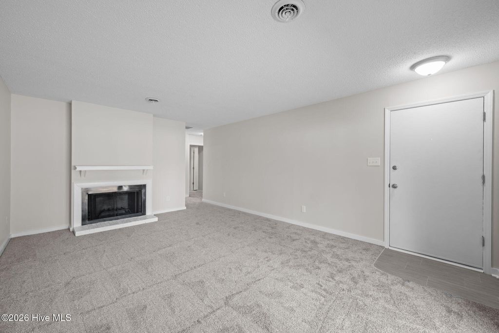 Photo of 1014 Kings Way, New Bern, NC 28562 (MLS # 100552294)