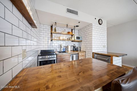 Tiny photo for 106 N Water Street #Ste 708, Wilmington, NC 28401 (MLS # 100557626)