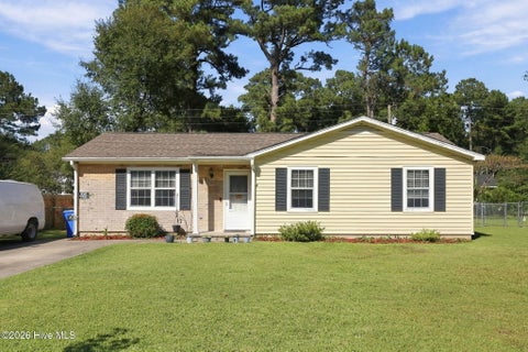 Photo of 212 Kenneth Boulevard, Havelock, NC 28532 (MLS # 100611078)