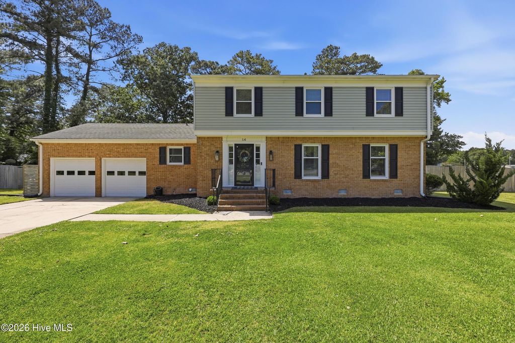 Photo of 14 Tanglewood Drive, Elizabeth City, NC 27909 (MLS # 100574412)