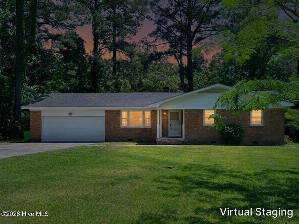 Photo of 409 Hardy Avenue, New Bern, NC 28560 (MLS # 100575873)