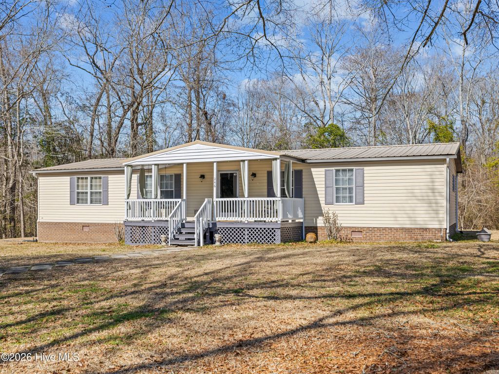 Photo of 246 Baysden Dr Ext, Jacksonville, NC 28540 (MLS # 100556387)
