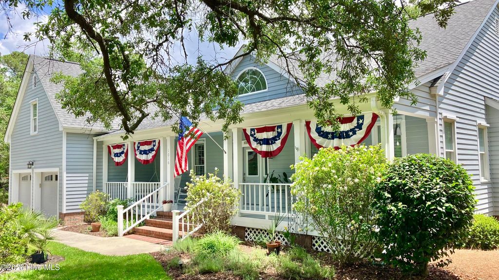 Photo of 1016 Captain Adkins Drive SE, Southport, NC 28461 (MLS # 100574366)