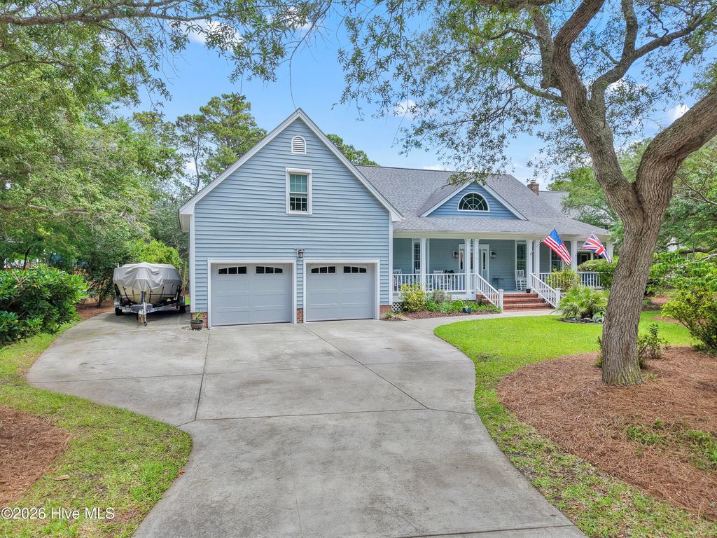 Photo of 1016 Captain Adkins Drive SE, Southport, NC 28461 (MLS # 100574366)