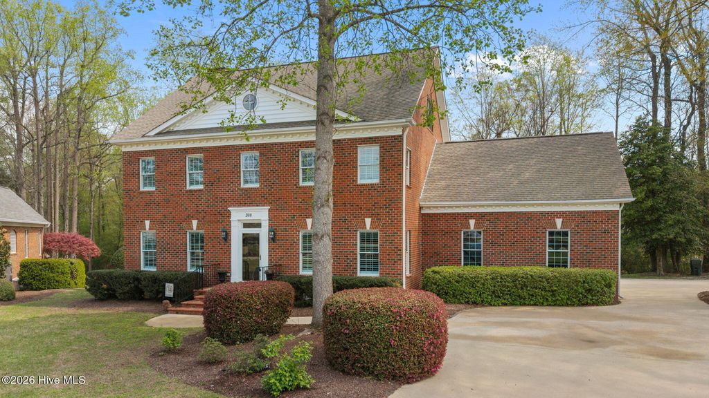 Photo of 300 Silverleaf Court, Greenville, NC 27834 (MLS # 100545216)