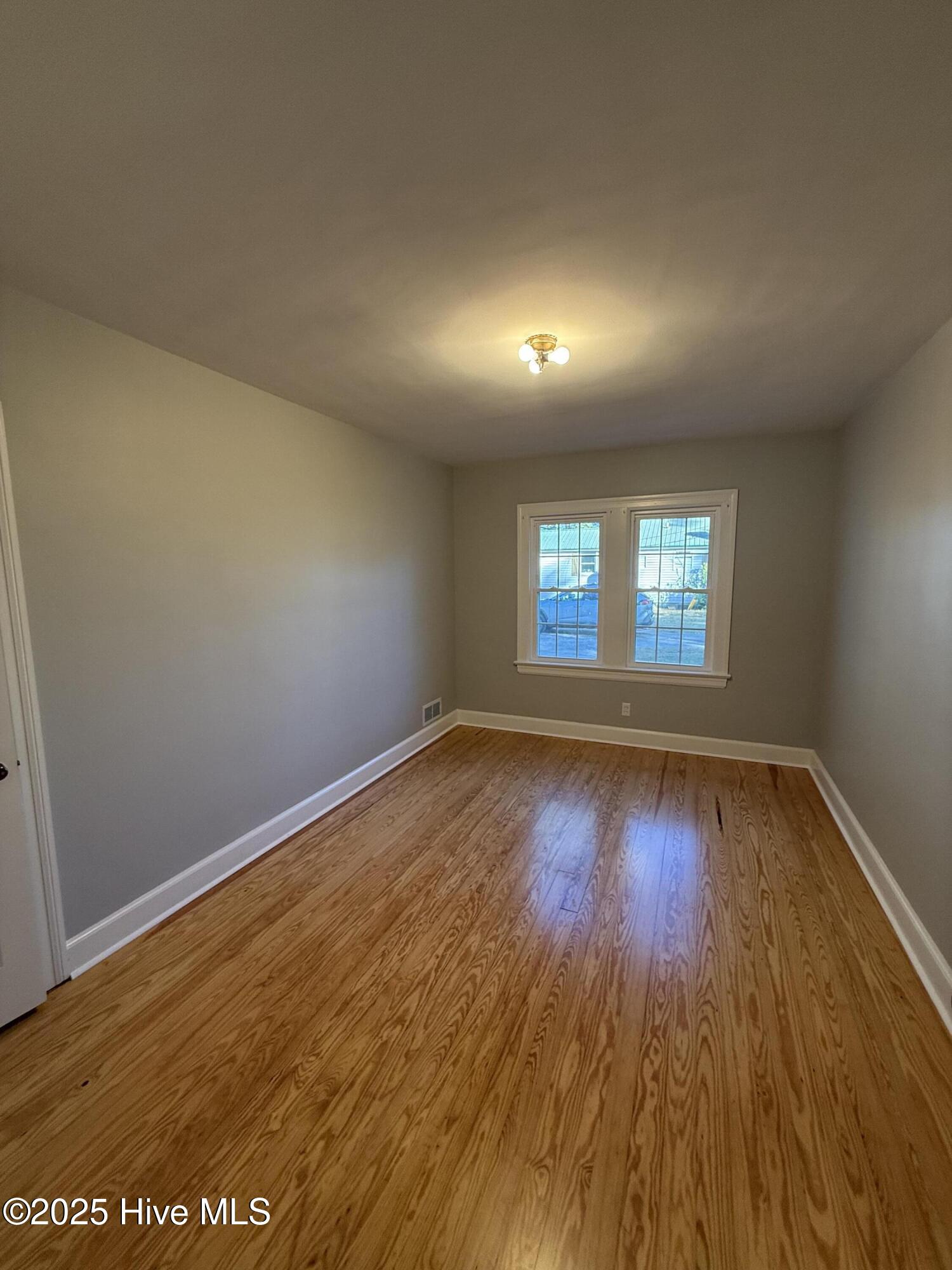 Fremont, North Carolina 27830, United States, 3 Bedrooms Bedrooms, ,1 BathroomBathrooms,Residential,Pending,255772