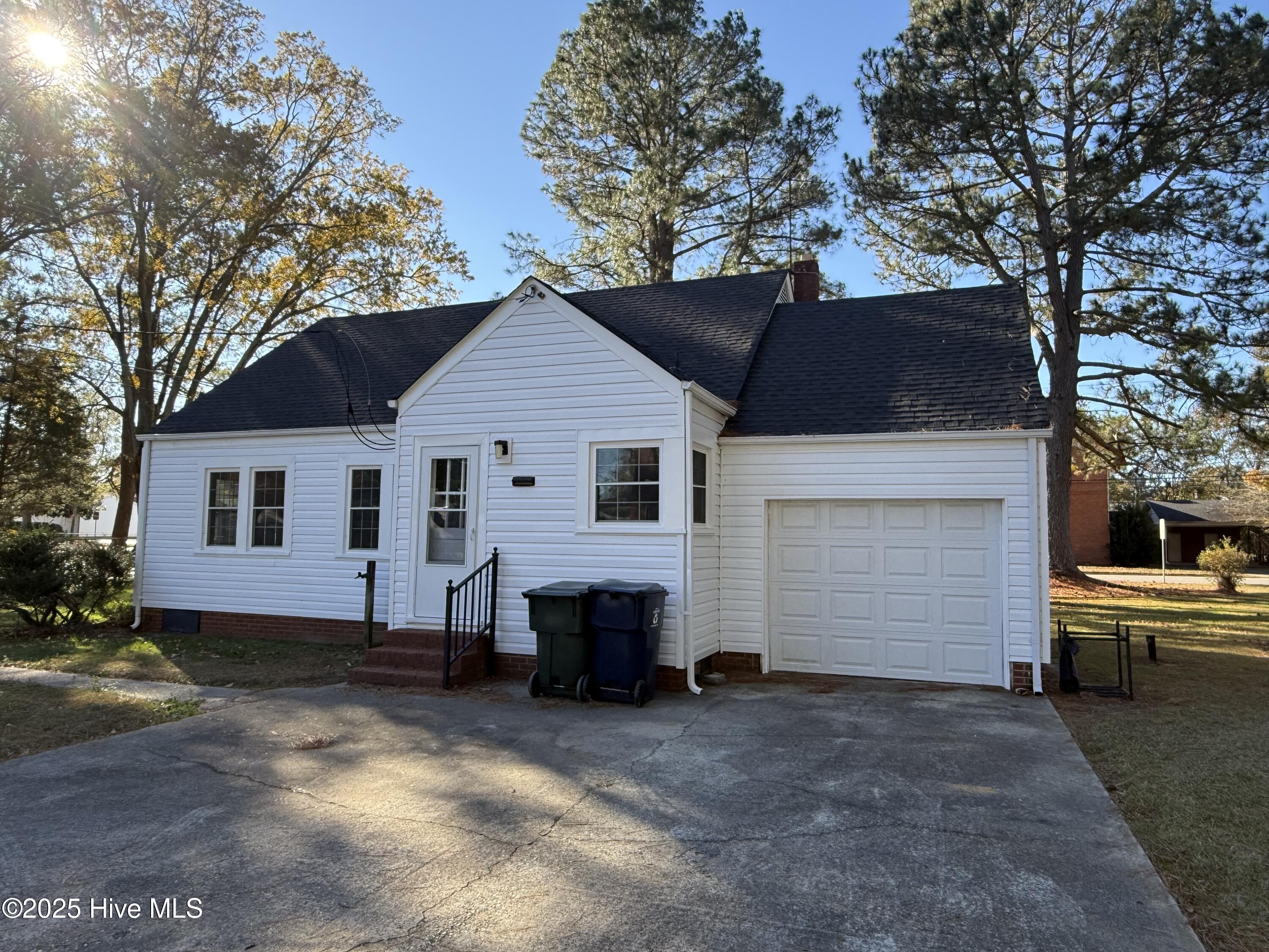 Fremont, North Carolina 27830, United States, 3 Bedrooms Bedrooms, ,1 BathroomBathrooms,Residential,Pending,255772
