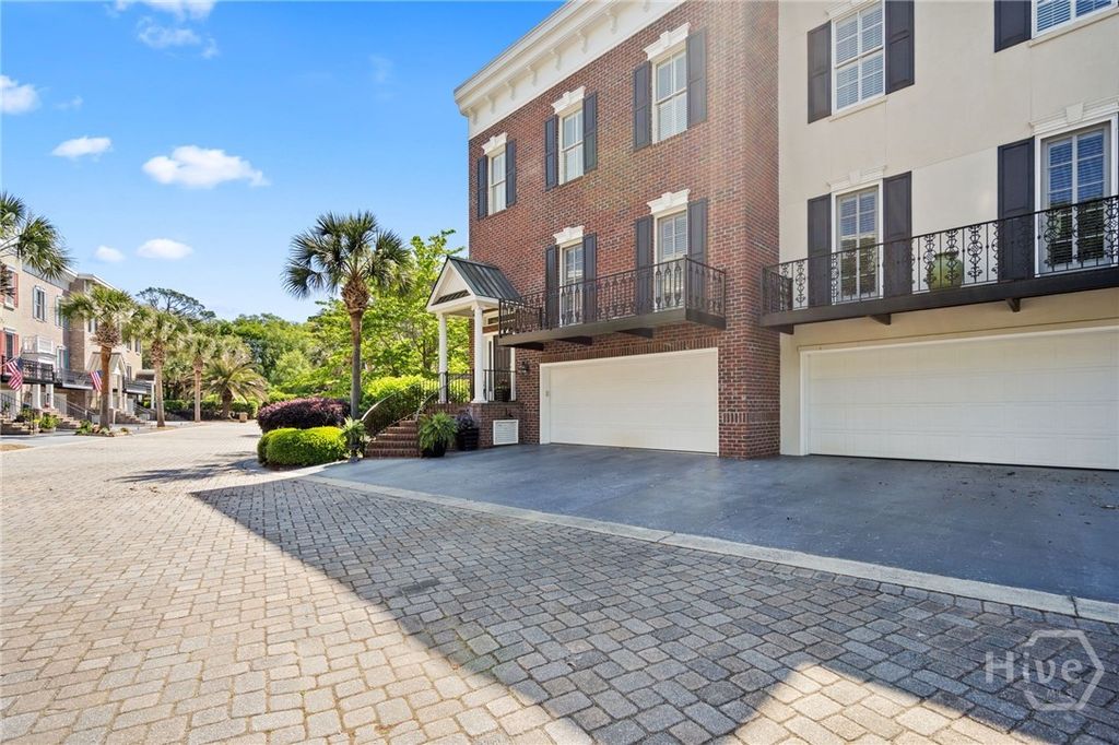 Photo of 12 Paddington Circle, Savannah, GA 31410 (MLS # SA353442)
