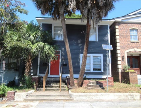 Homes For Rent - 724 W Victory Drive #B<br/> Chatham County, Savannah, GA 31405