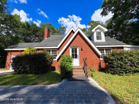 Homes For Sale - 209 Pine Valley Drive<br/> Wilmington, NC 28412